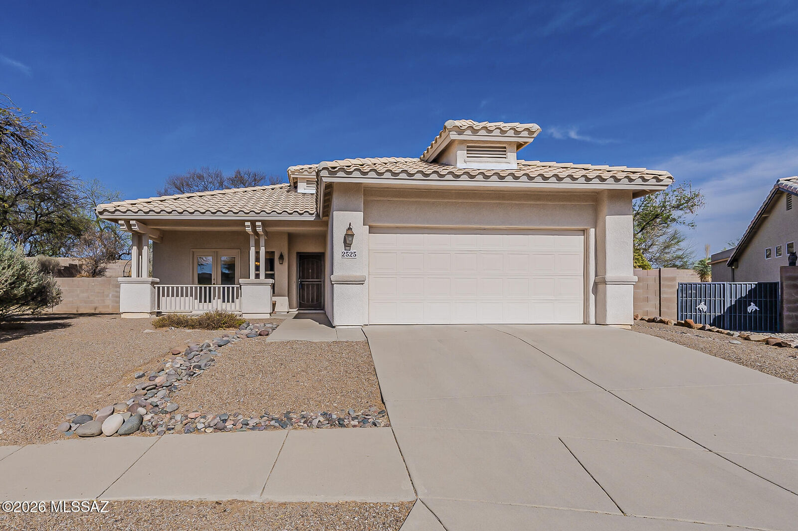 Property Photo:  2525 N Camino Reloj  AZ 85614 