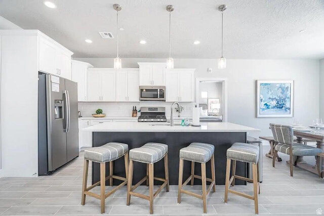 Property Photo:  233 N 2020 W  UT 84737 