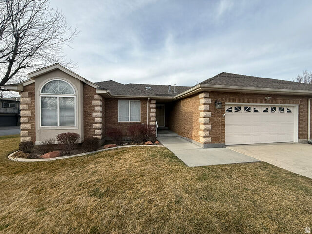 Property Photo:  126 Woodside Dr  UT 84604 