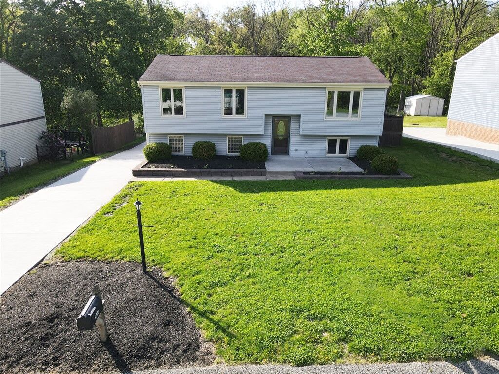 Property Photo:  1664 Connor Rd  PA 15129 