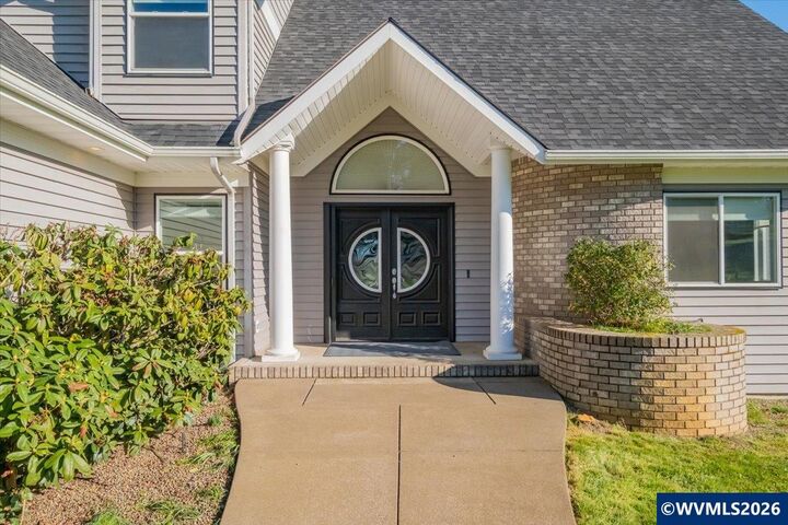 Property Photo: 31265 S Main Rd OR 97355