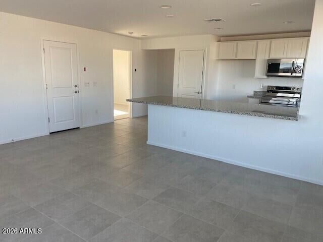 Property Photo:  32204 N Pony Express Road  AZ 85143 