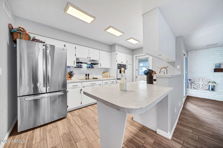 Property Photo:  3041 W Acoma Drive  AZ 85053 