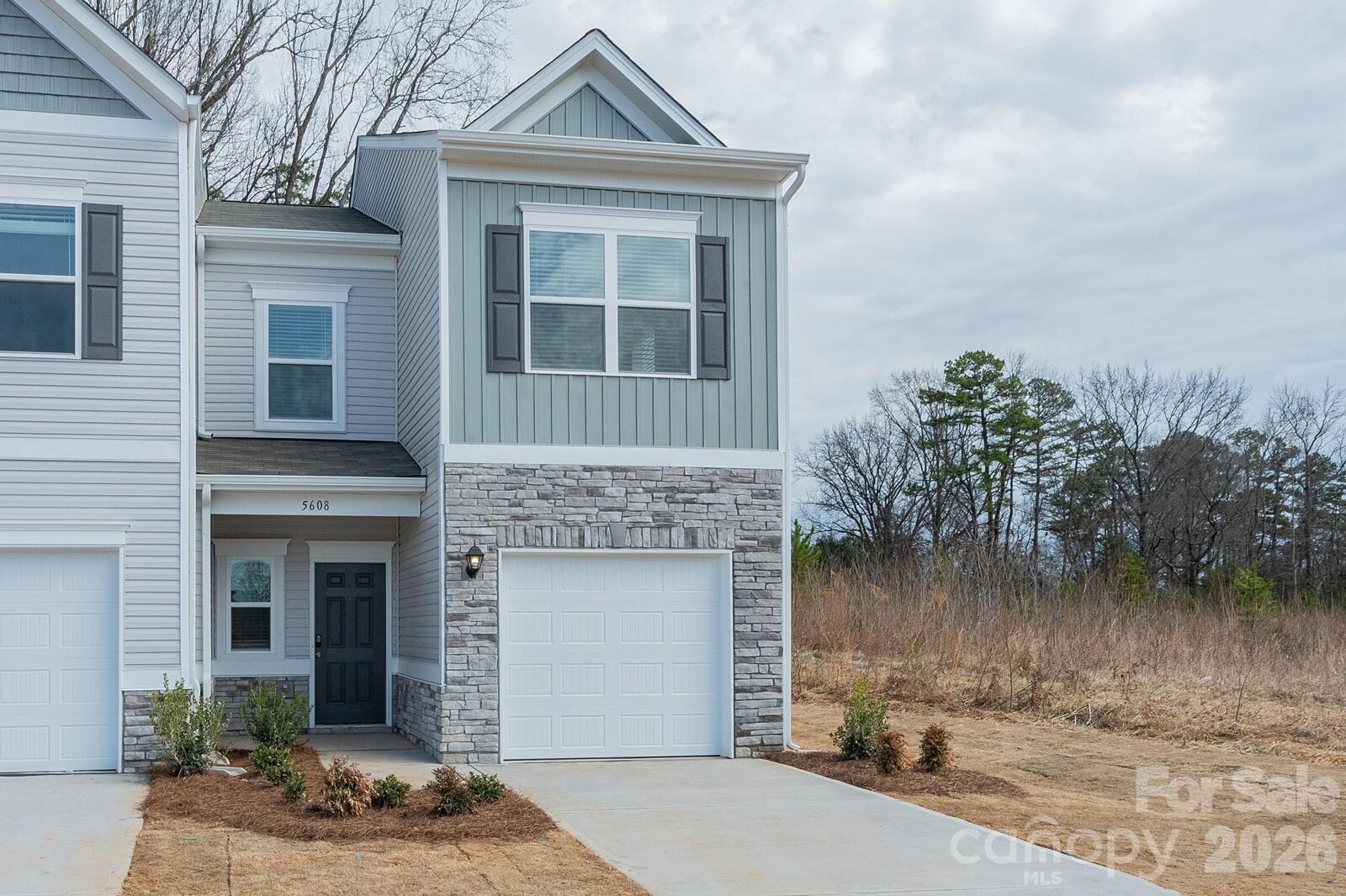 Property Photo: 5608 Ringneck Road NC 28216