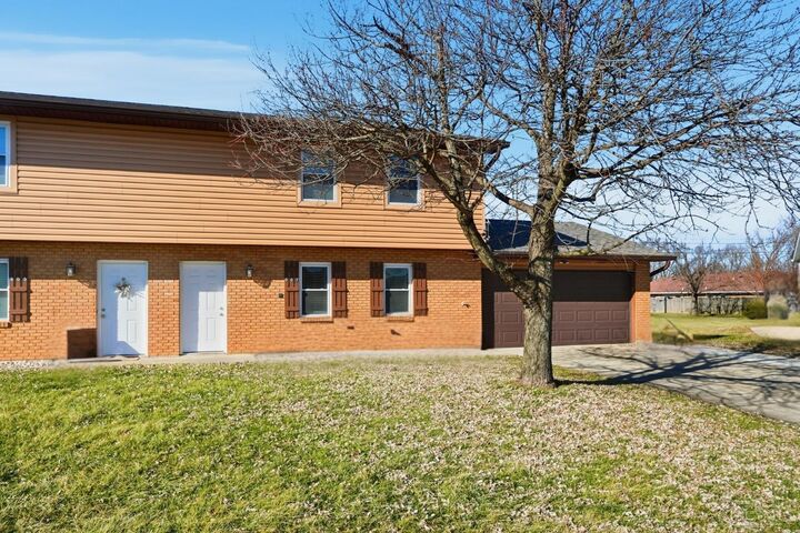 Property Photo:  807 Trustway Court  OH 45040 