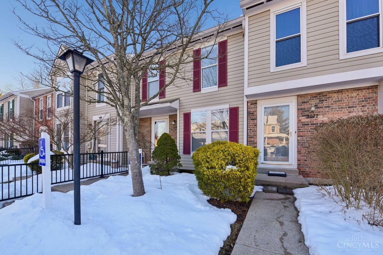 Property Photo:  3030 Stratford Court  OH 45140 