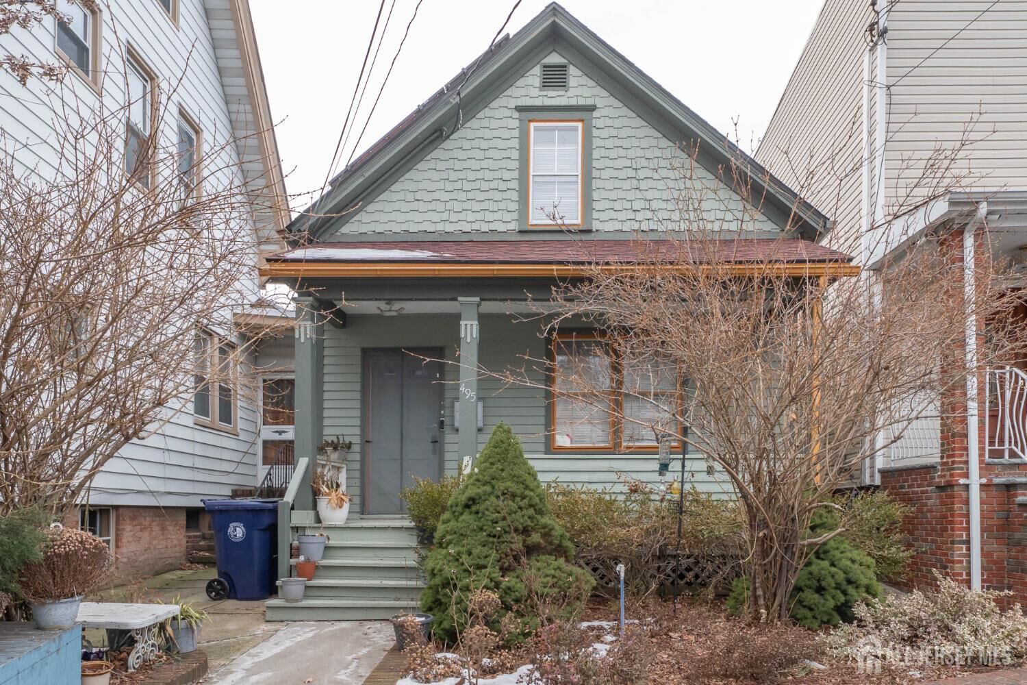Property Photo:  495 Amboy Avenue  NJ 08861 