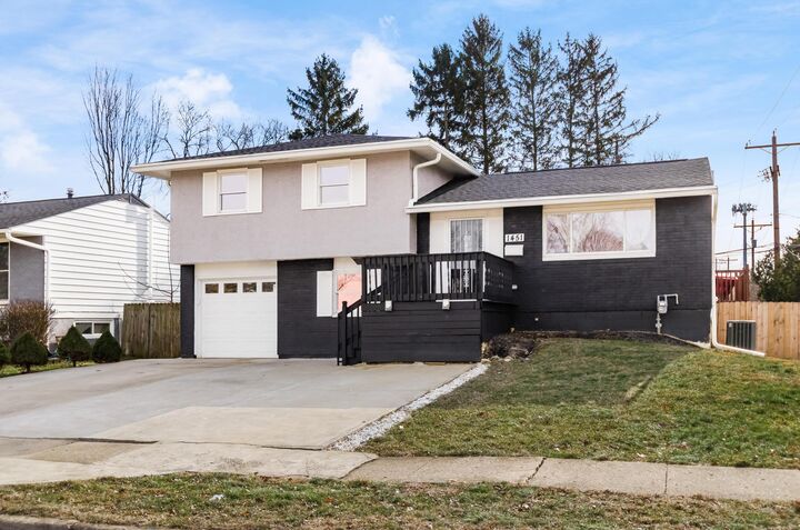 Property Photo:  1451 Merton Drive  OH 43229 