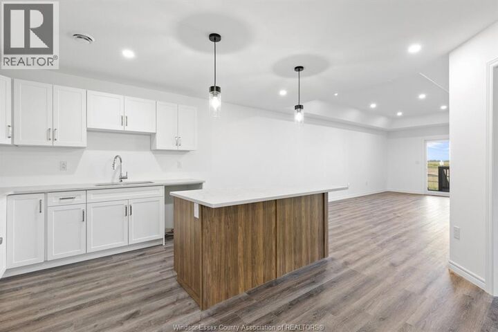 Property Photo:  100 Erie Street North  ON N0P 2C0 