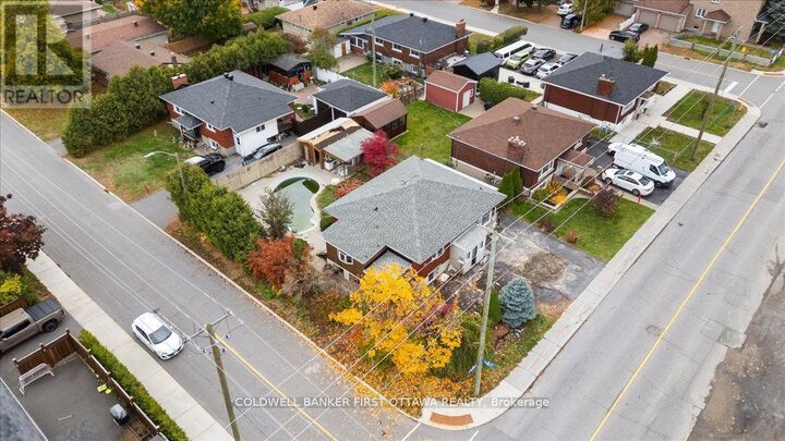 Photo de la propriété:  450 Tremblay Road  ON K1G 0C9 