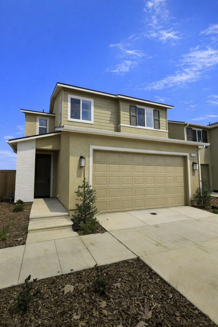 Property Photo:  793 Laina Avenue  CA 93636 