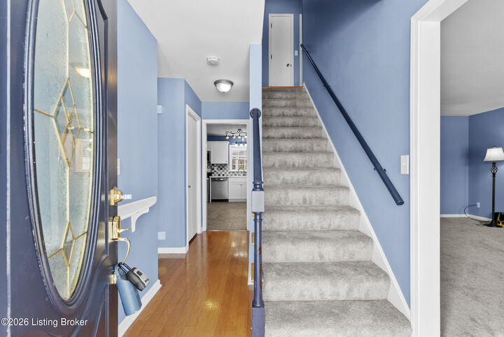 Property Photo:  4100 Roxbury Rd  KY 40218 