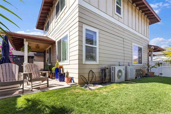 Property Photo: 1101 Kukulu Street 40 HI 96707