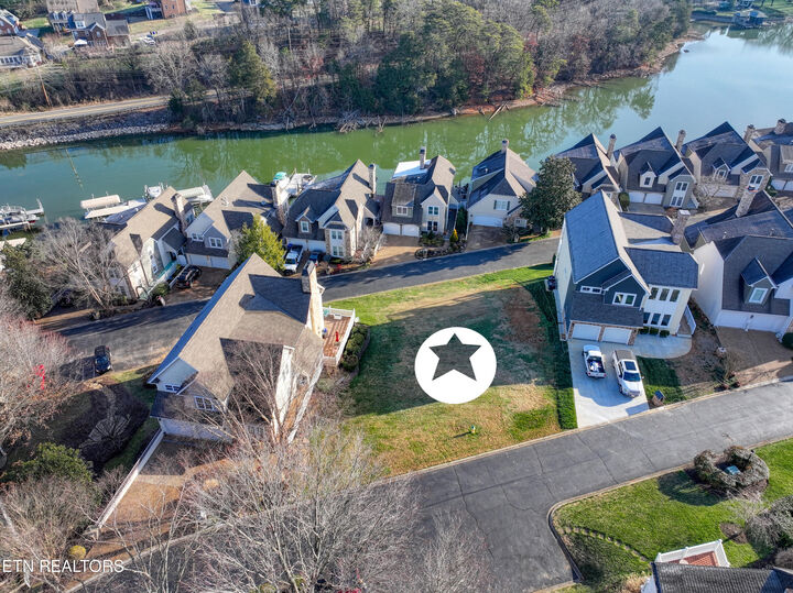 Property Photo:  2113 Cottage Row Lane  TN 37922 