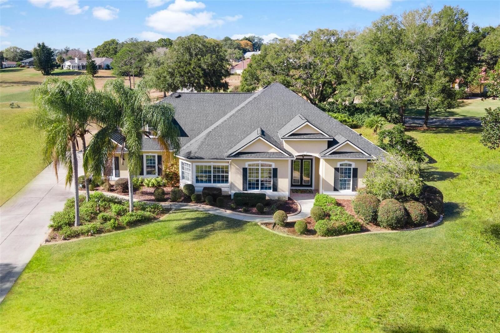 Property Photo: 5903 Spinnaker Loop FL 32159