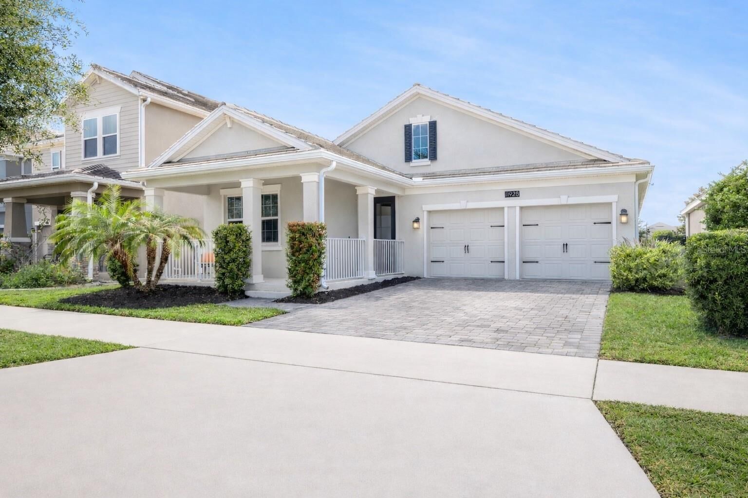 Property Photo:  11928 Ampersand Drive  FL 32832 