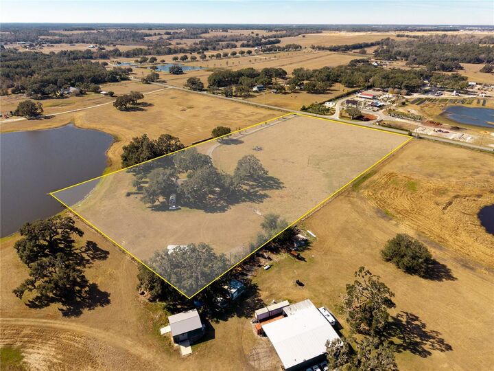 Property Photo:  9504 Fort King Road  FL 33525 