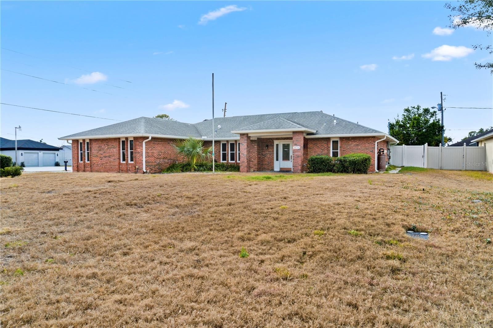 Property Photo: 1878 Viking Avenue FL 32725