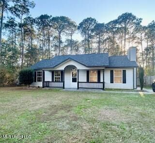 Property Photo: 1131 Oak Street MS 39564