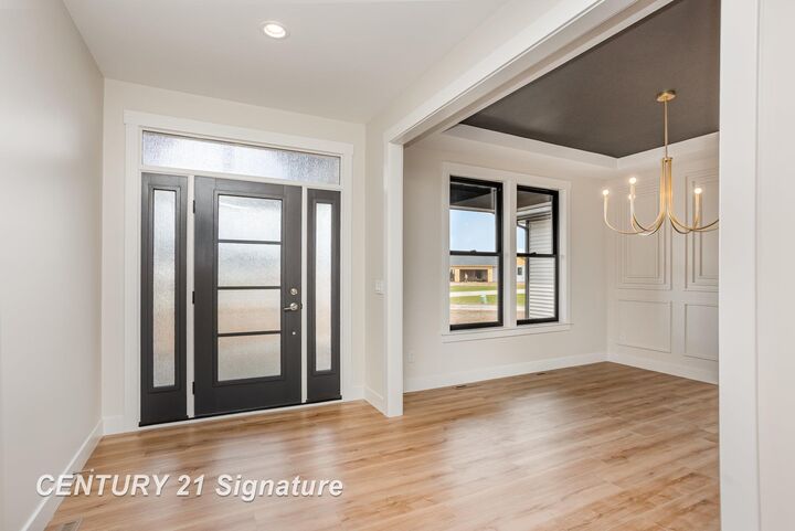 Property Photo: 34 W Grove Court MI 48623