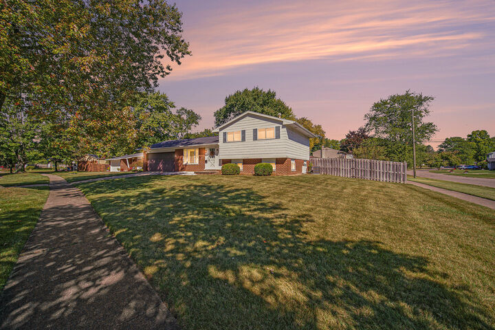 Property Photo: 8843 Nottingham Drive MI 48198