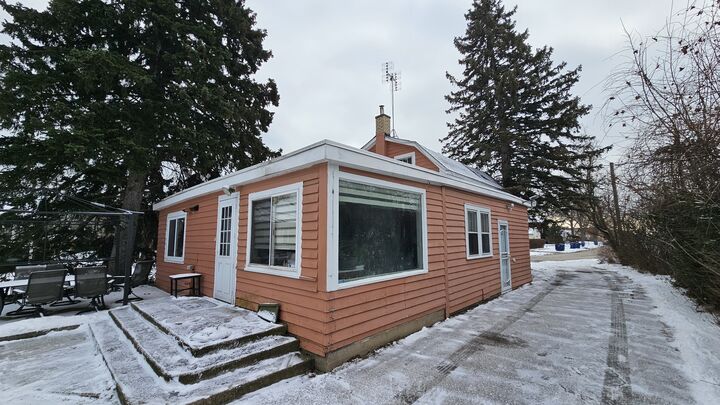 Property Photo:  1124 Jackson Court  IL 60085 