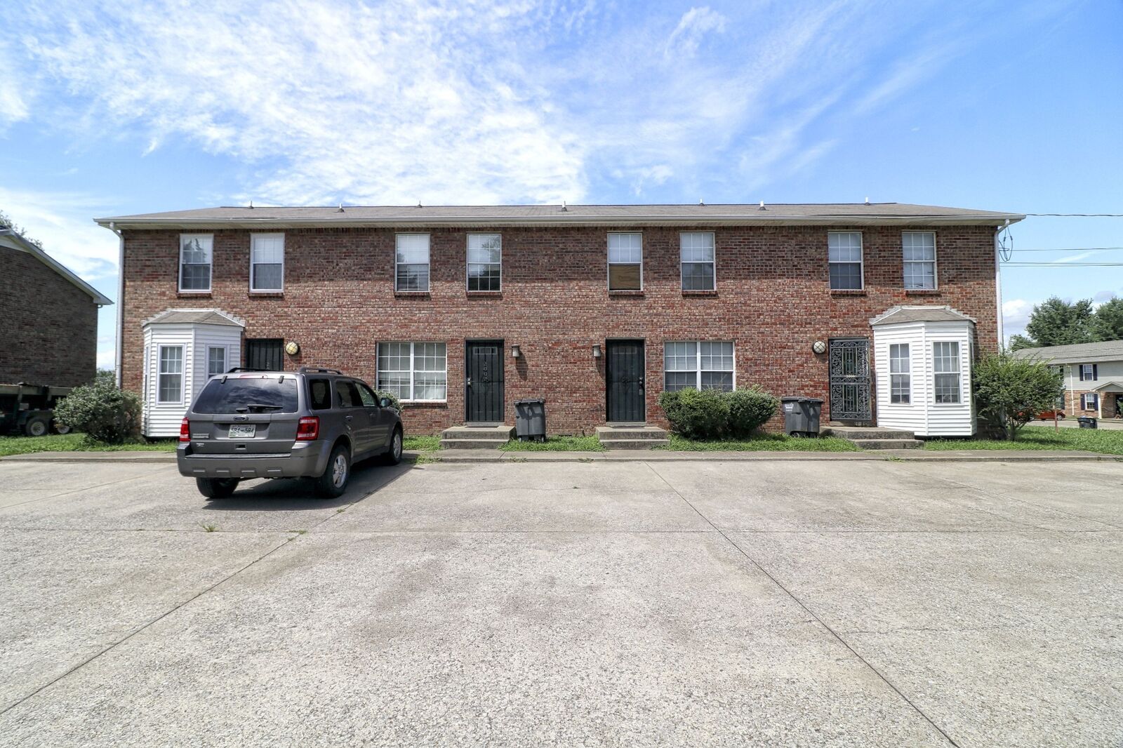 Property Photo: 2000 Tynewood Dr TN 37042