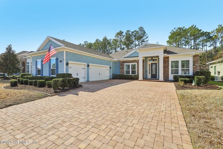 Property Photo:  544 Enrede Lane  FL 32095 