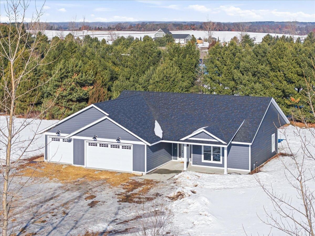 Property Photo: 1276 200th Avenue WI 54017