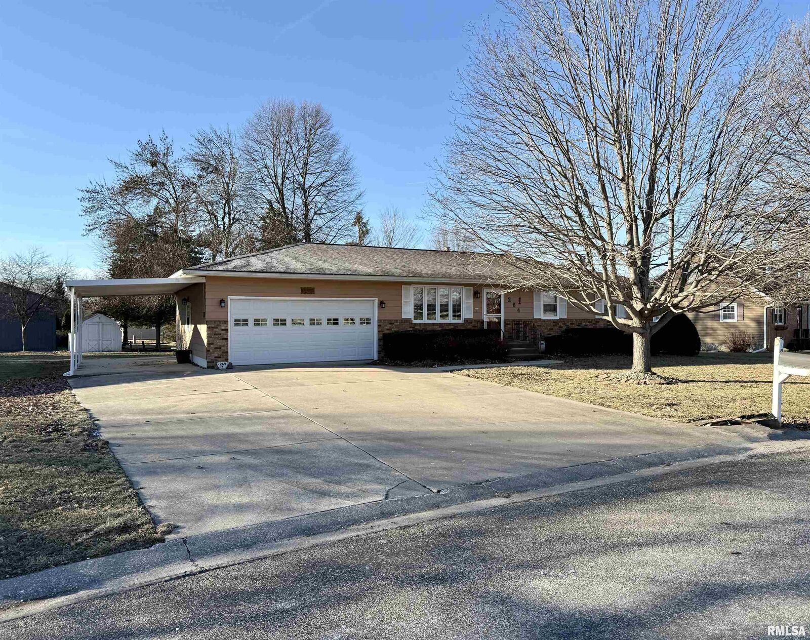 Property Photo:  264 Sunnyview Avenue  IL 61448 