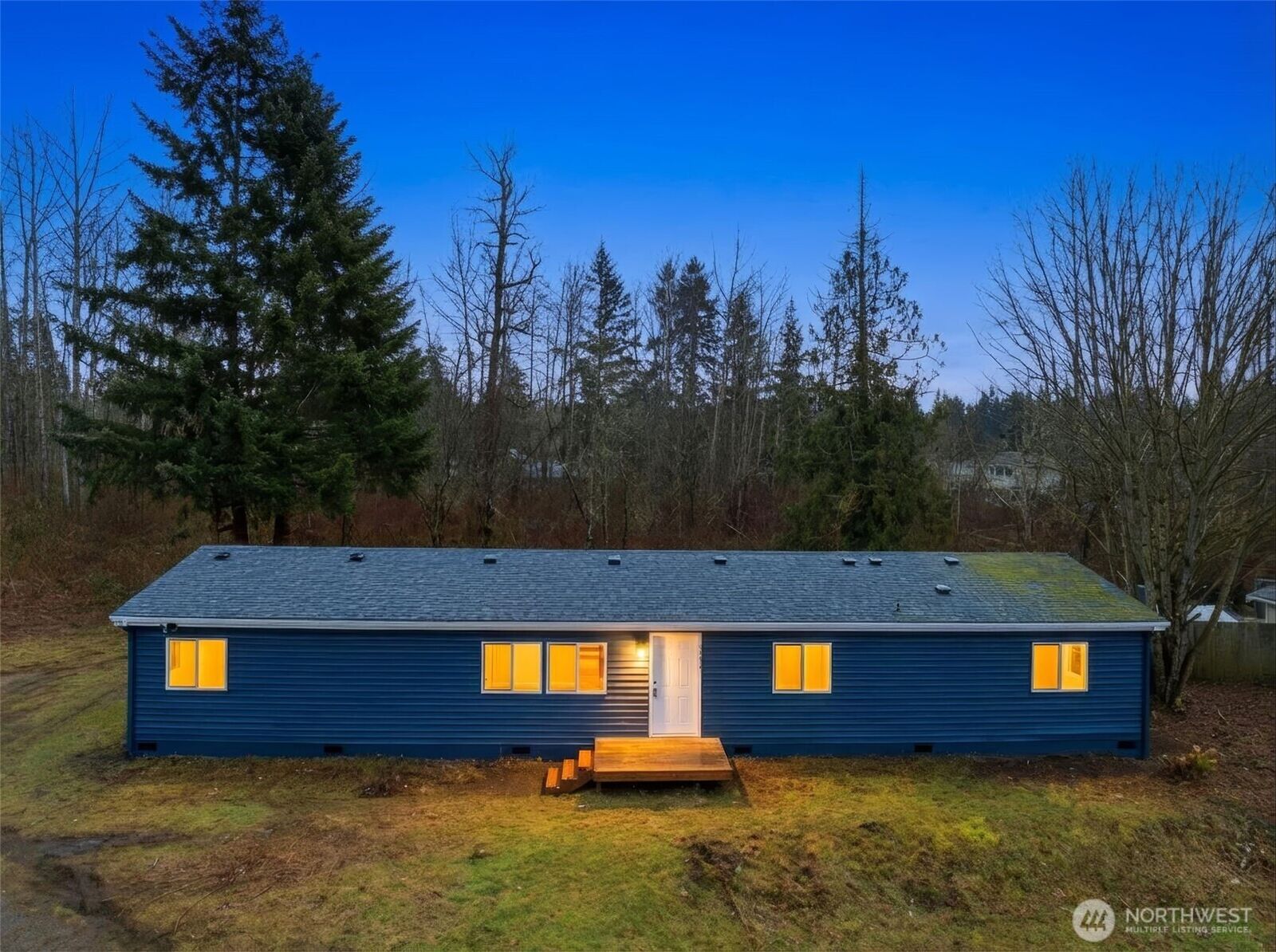 Property Photo: 9318 210th Street Ct E WA 98338