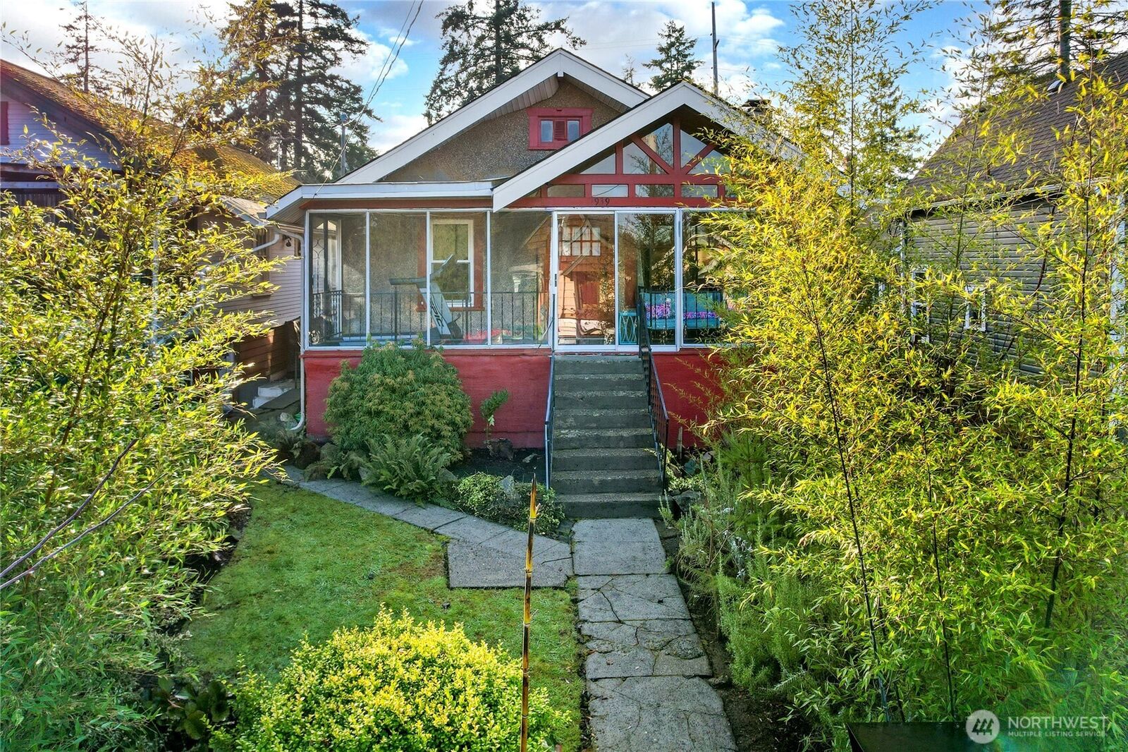 Property Photo: 1939 Gregory Way WA 98337