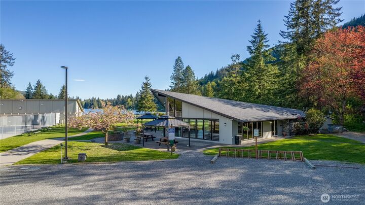 Property Photo:  440 E Alder Drive  WA 98284 