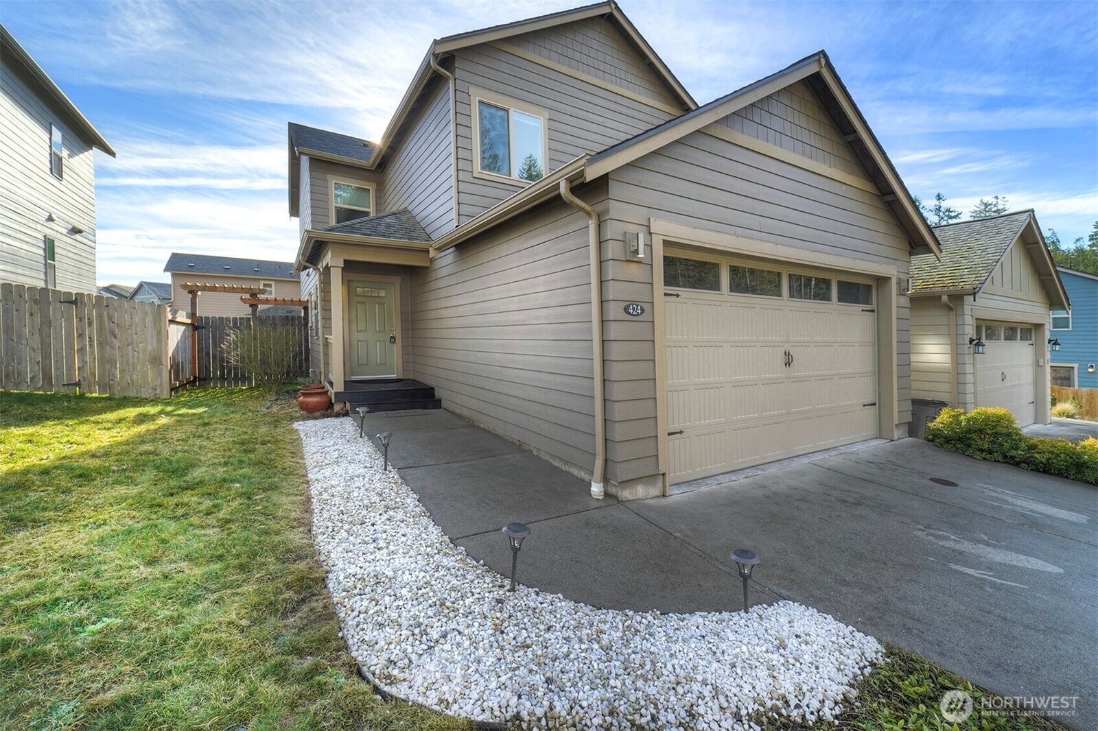 Property Photo:  424 NE Inspiration Street  WA 98370 