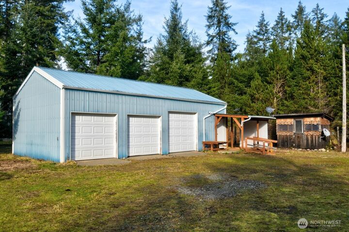 Property Photo:  220 W Buck Prairie Road  WA 98541 