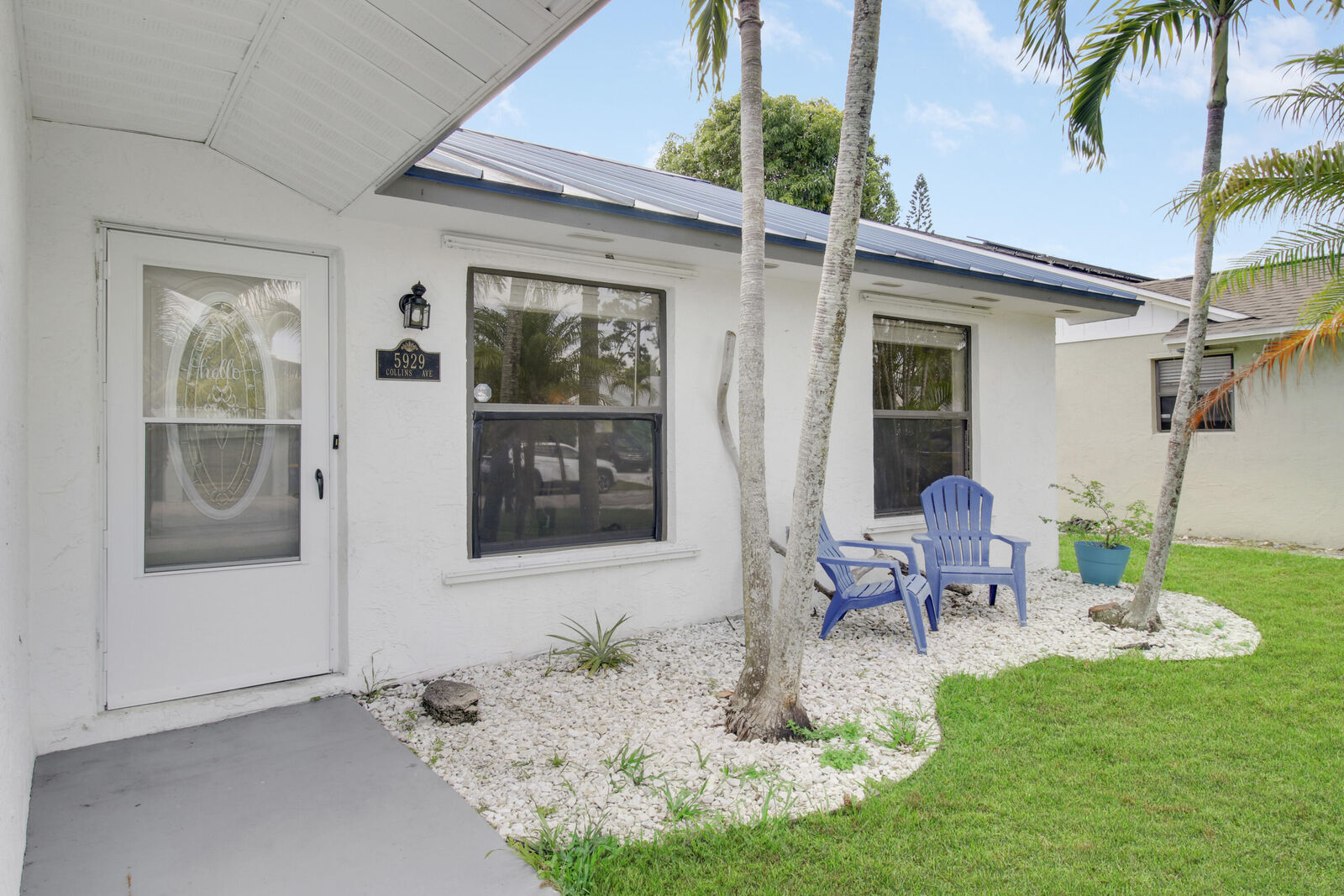 Property Photo:  5929 SE Collins Avenue  FL 34997 