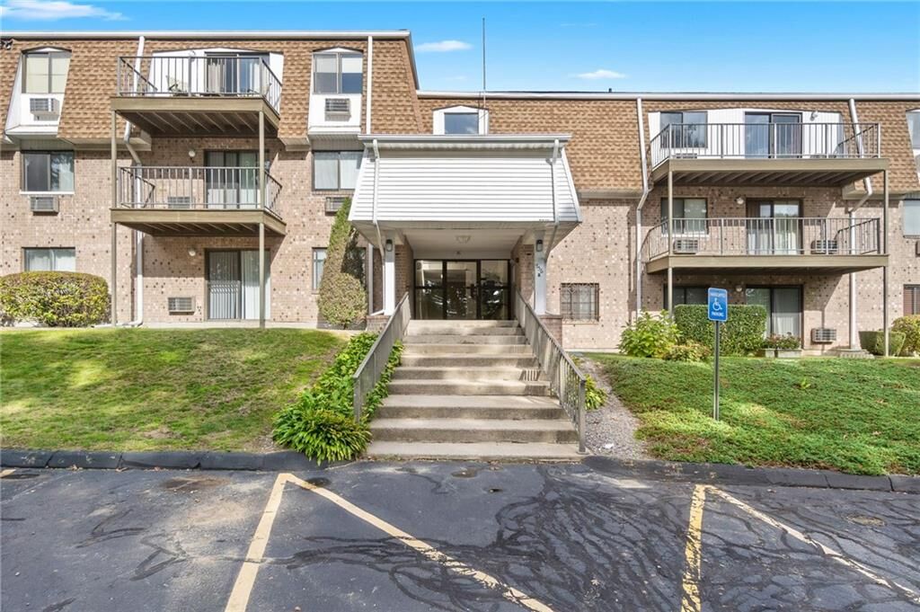 Property Photo:  752 Quaker Lane A201  RI 02818 