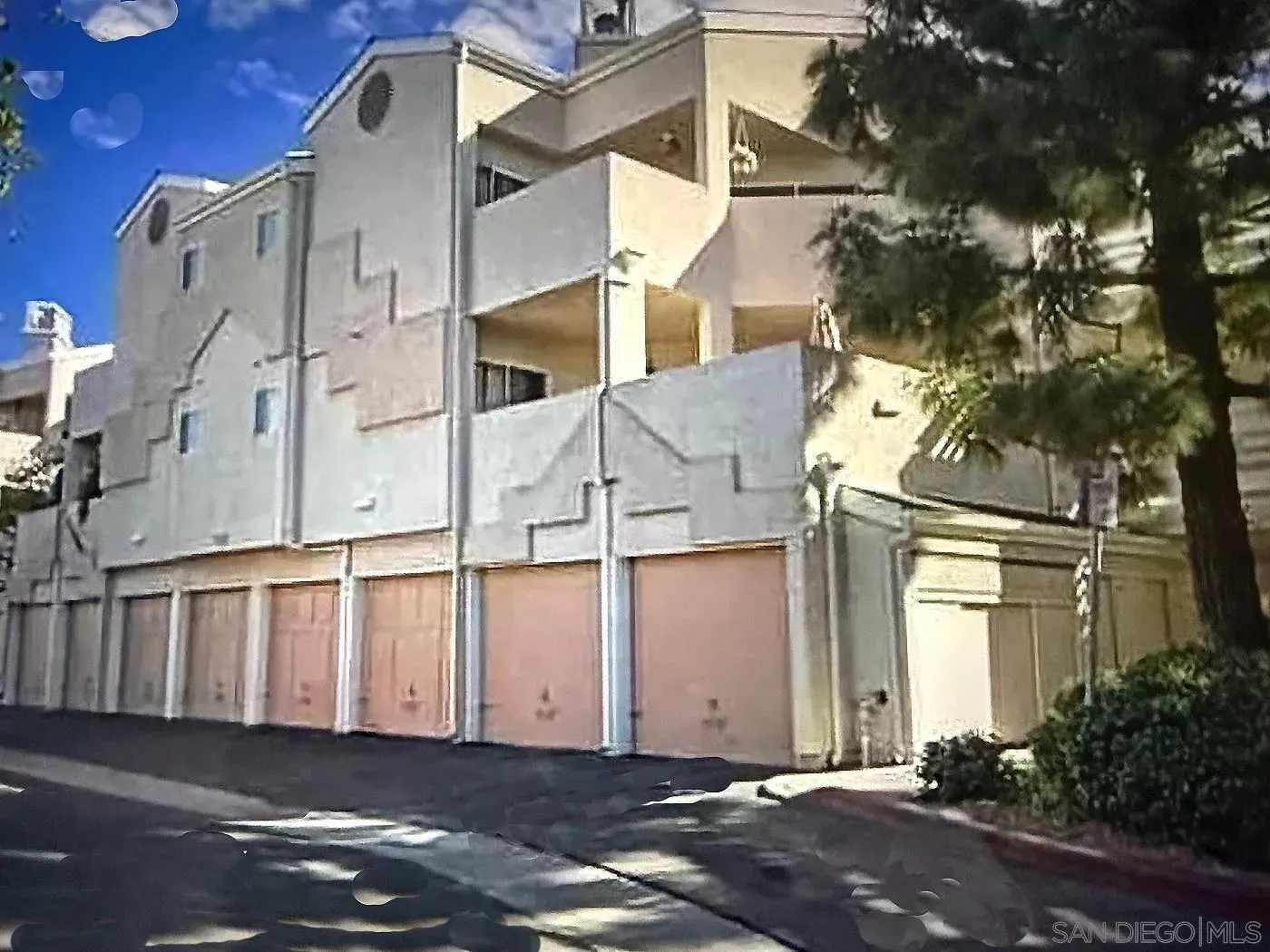 Property Photo:  7163 Camino Degrazia 112  CA 92111 