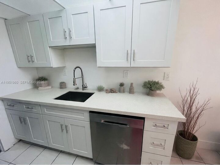 Property Photo:  3070 NW 48th Ter 413  FL 33313 