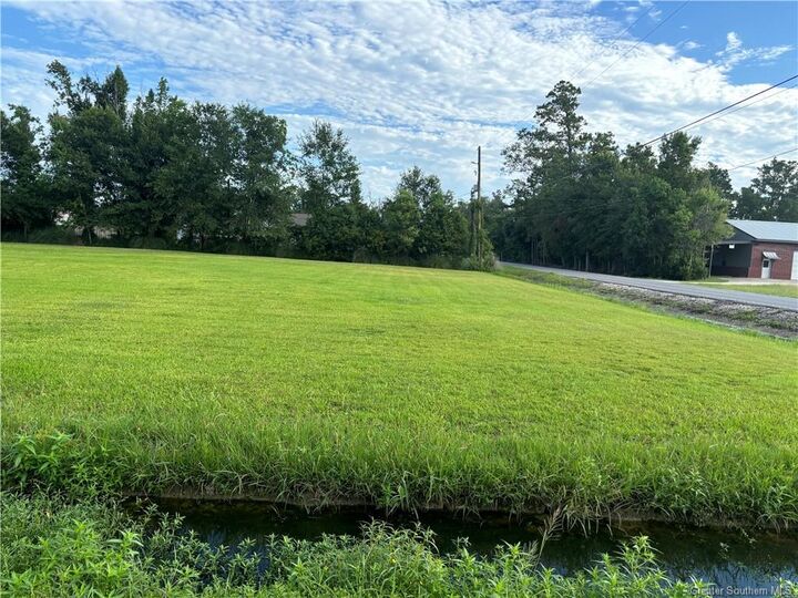 Property Photo: 0 Tealwood Drive LA 70663