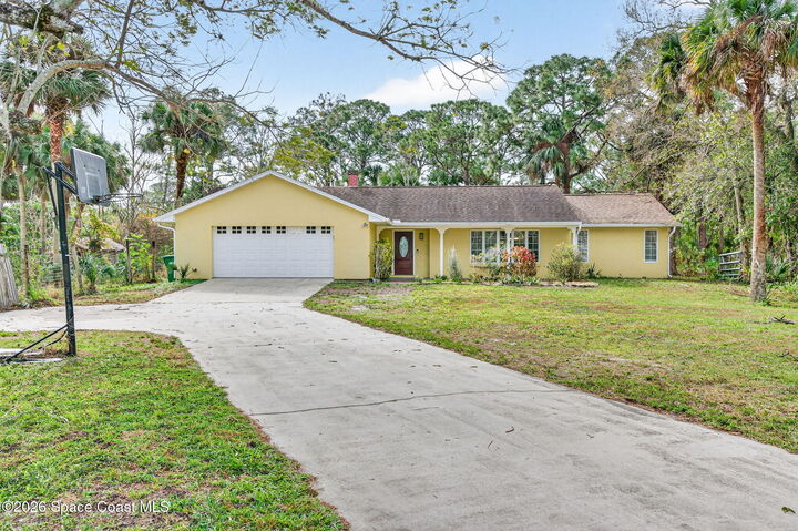 Property Photo:  6331 Quarterhorse Circle  FL 32926 