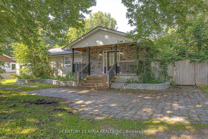 2070 St. Paul Road — photo 1