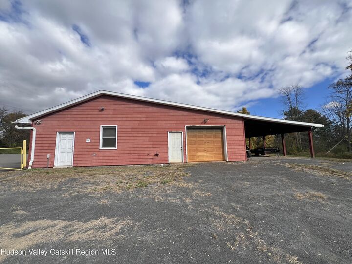Property Photo:  2080 Ny-32  NY 12477 