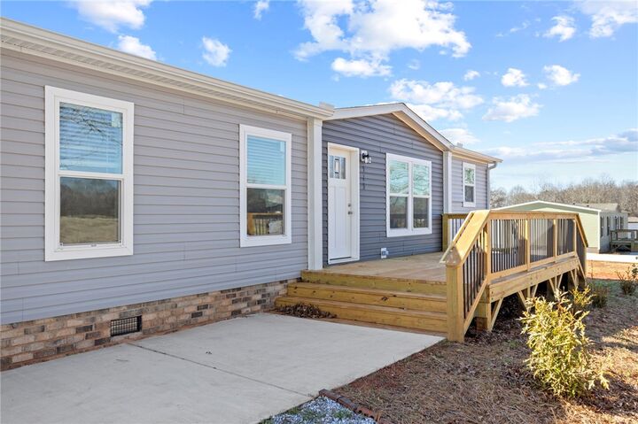 Property Photo:  112 Purdy Road  SC 29655 