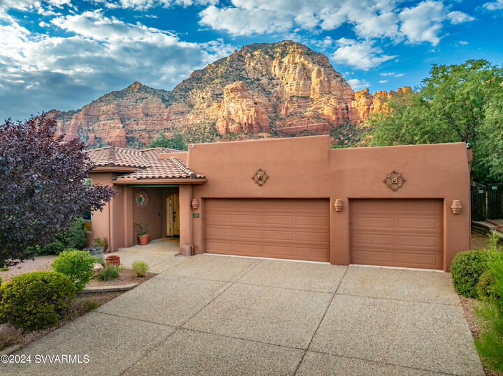 Property Photo:  2360 Buckboard Road  AZ 86336 