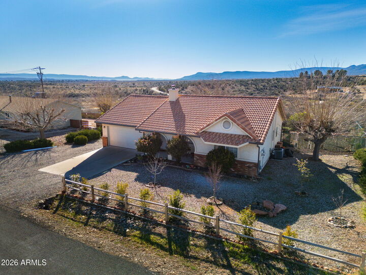 Property Photo:  1539 E Arrowhead Lane  AZ 86326 