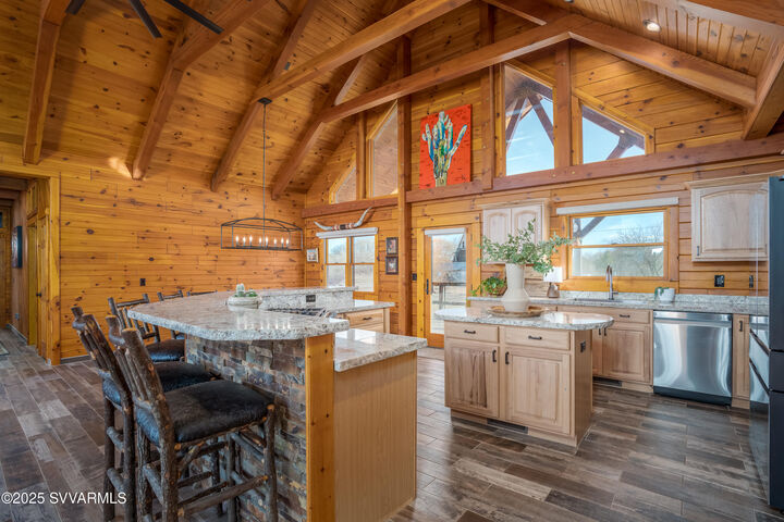 Property Photo: 9955 E Rafter L Lane AZ 86325