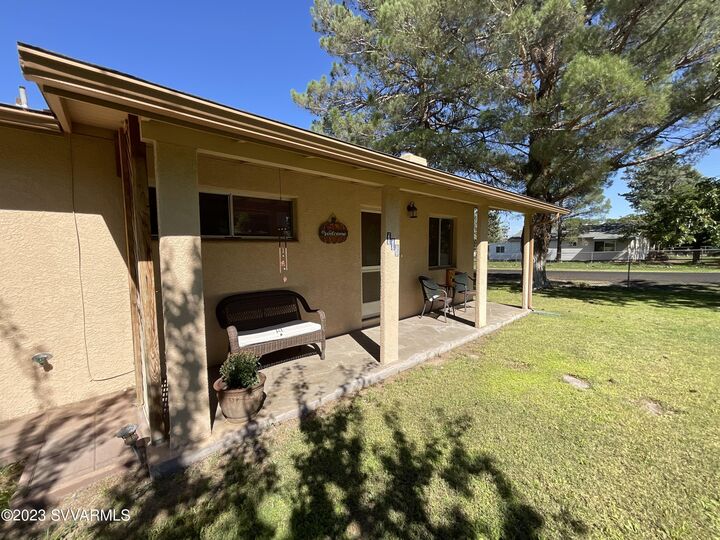 Property Photo: 116 E Beech Street AZ 86326