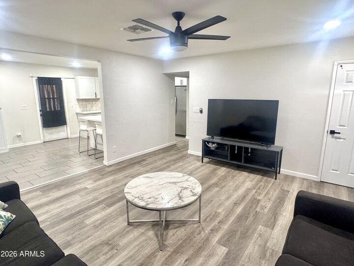 Property Photo:  1542 W 5th Place  AZ 85281 