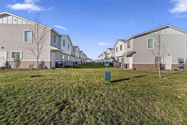 Property Photo:  5664 E Surfers Point Lane  ID 83687 